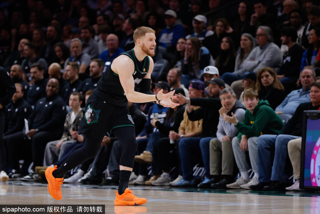 体育博彩公司排名-nba塔图姆个人资料